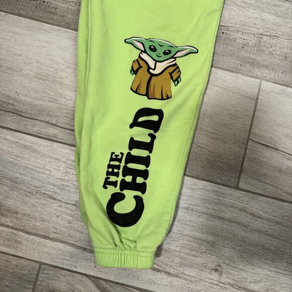 Star Wars "The Child" Baby Yoda Green Fleece Jogger Pants M‎ - Picture 1 of 7
